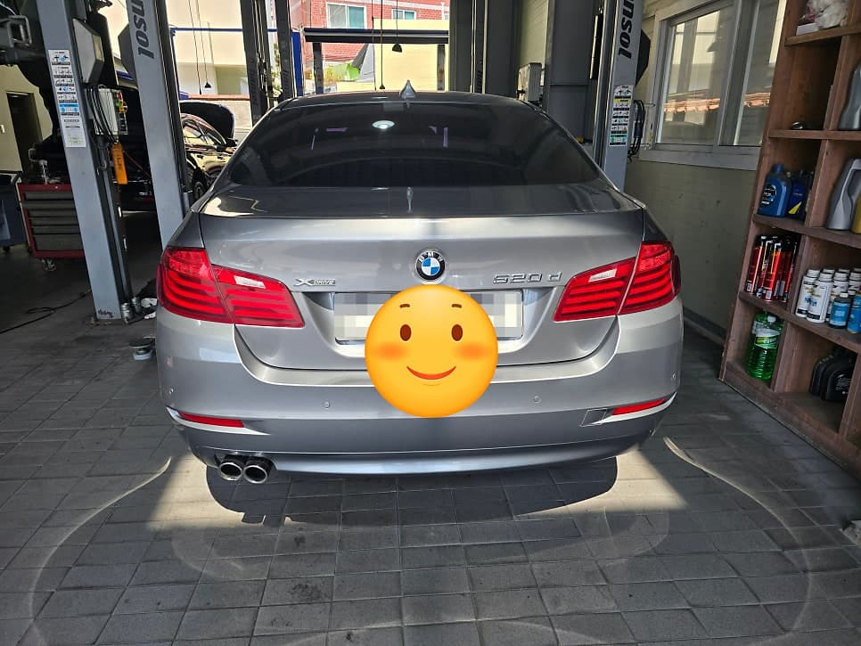 BMW 520d 흡기·인젝터 클리닝과 로커암커버 누유 정비