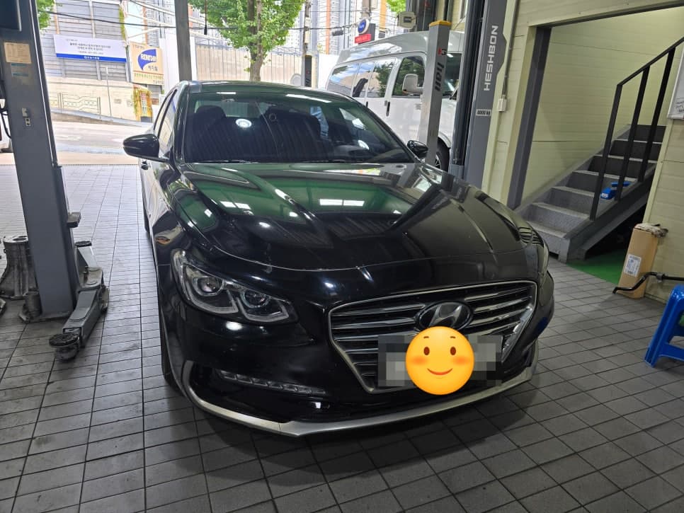 현대 그랜저 IG 하이브리드 입고 차량