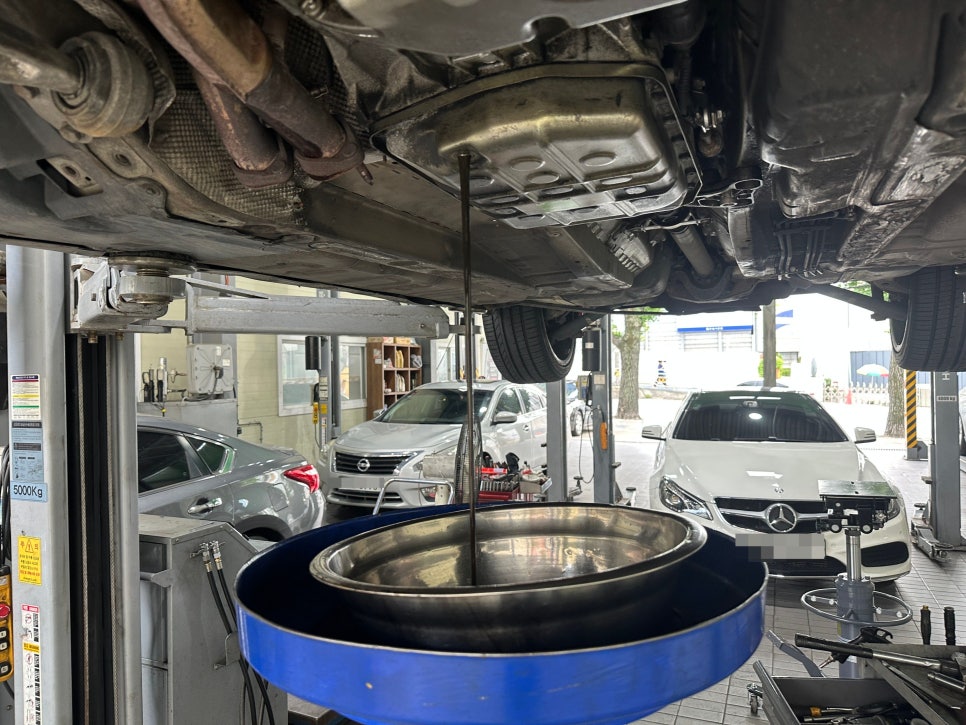 BMW 325CI — 충격과 슬립의 원인 확인